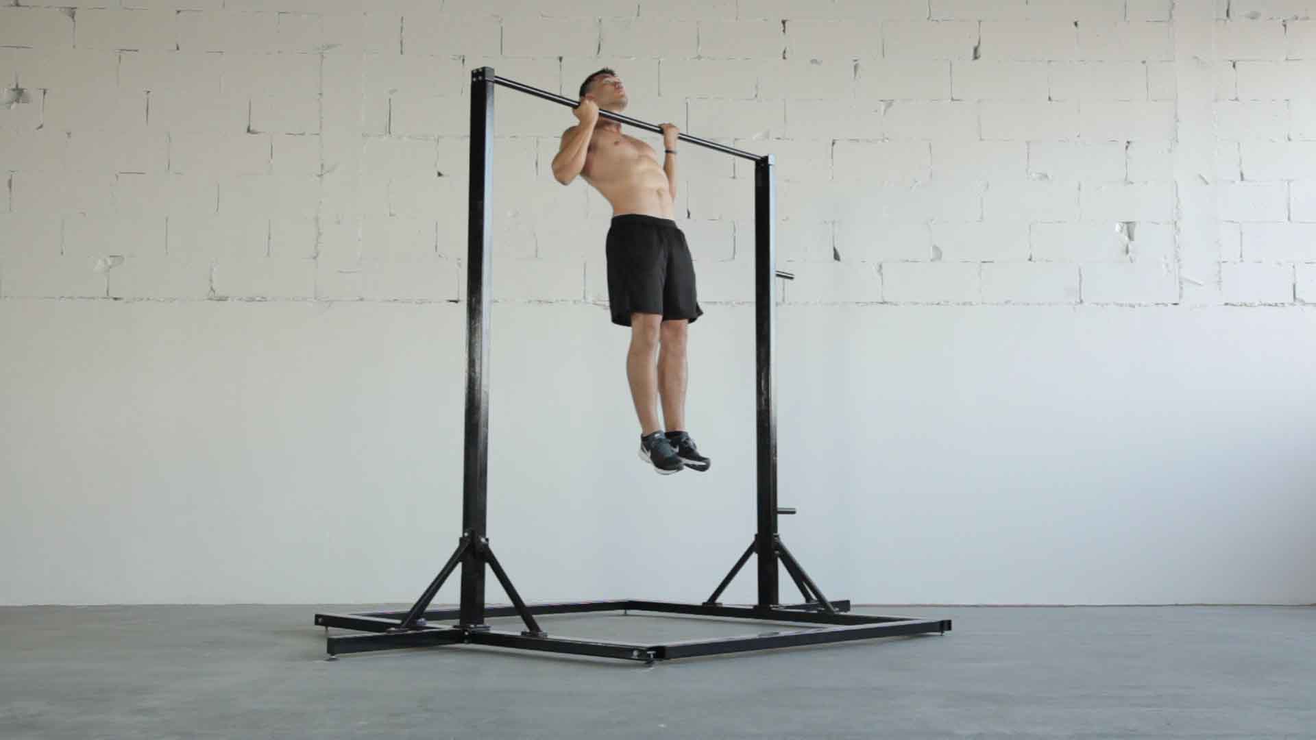 Shoulder Width Chin Ups